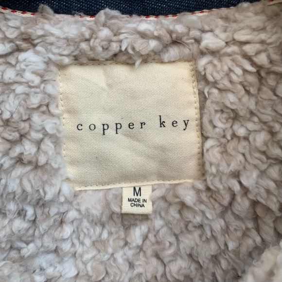 COPPER KEY Sherpa pullover, tan, medium - Picture 7 of 7